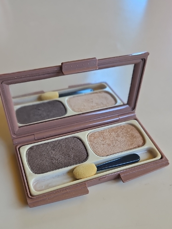 UltimaII Other - ULTIMA II Dual Pan Patina Eyeshadow Golden Taupe and Pearl Shell Discontinued